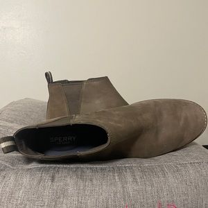 Sperry tan low cut boots